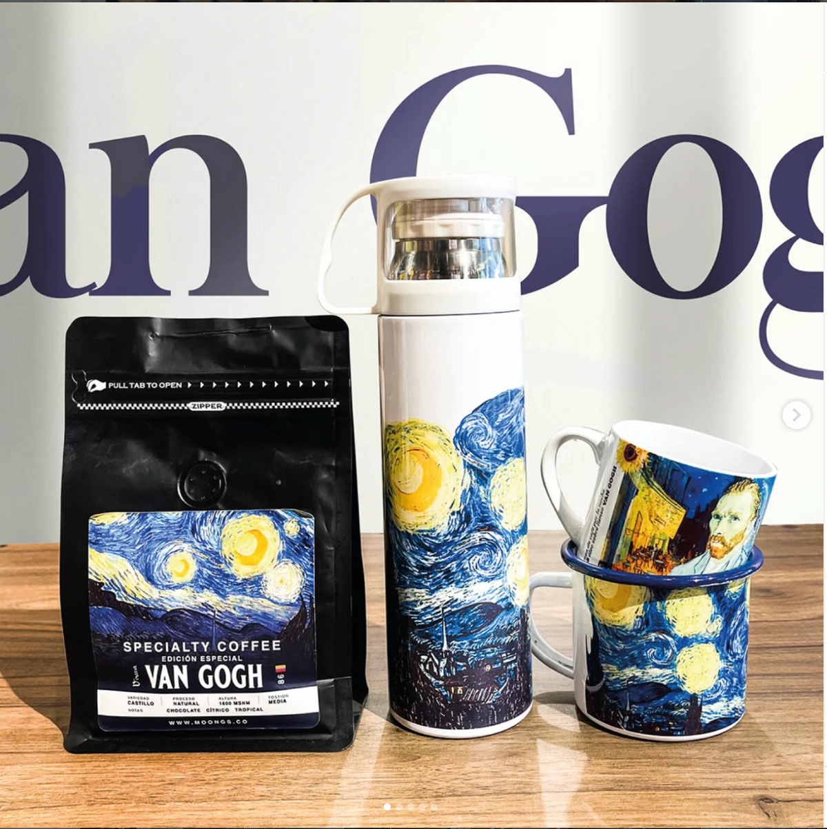 Kit Van Gogh con café, termo y tazas